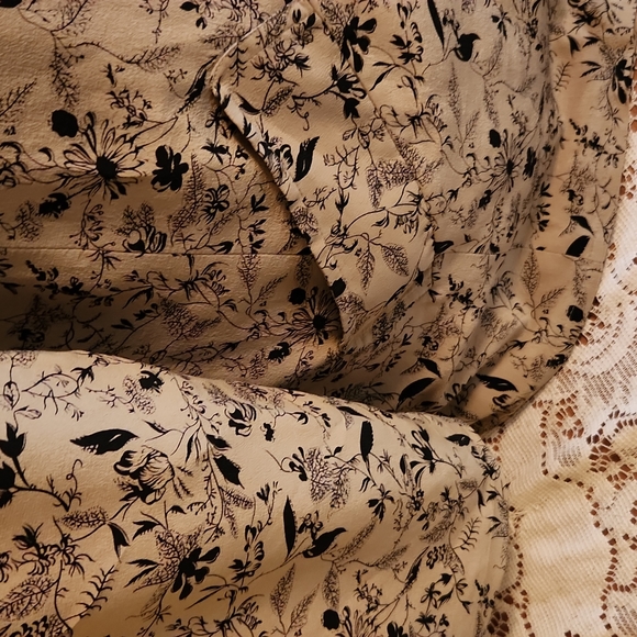 Vintage Ann Taylor Silk Blazer - Picture 3 of 5